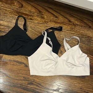Aerie Smoothiez Black and Cream Bralette Set